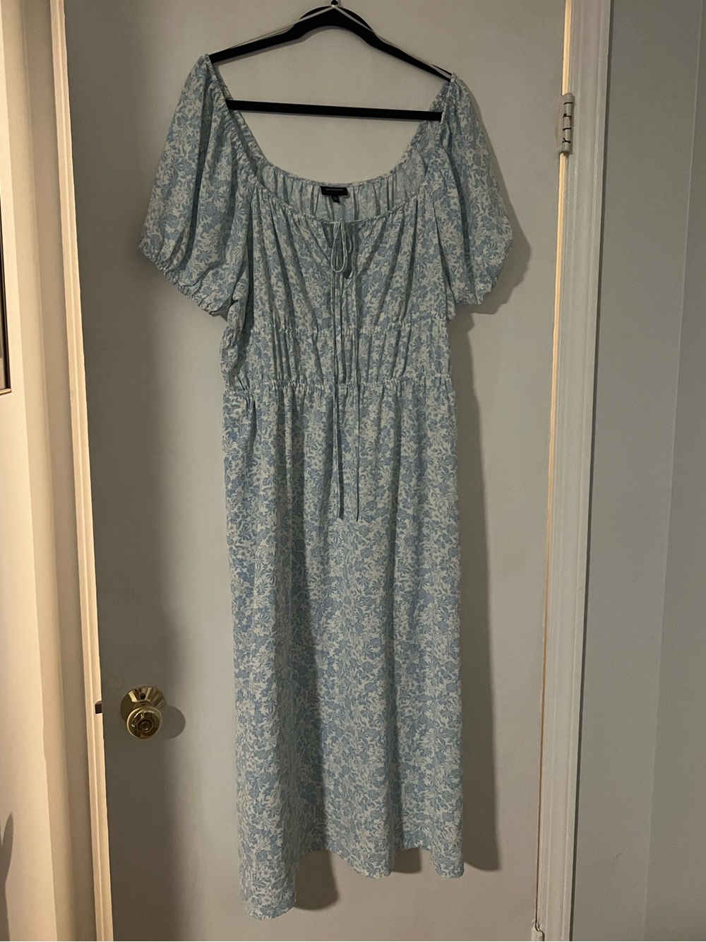 Who What Wear Light Blue Floral Square-Neck Midi Dress
